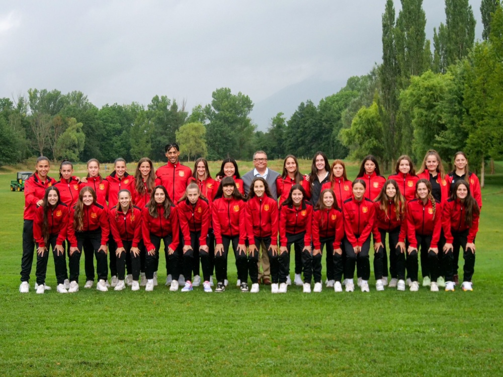 El Juvenil A Femení es posa a punt per la temporada amb una estada a Puigcerdà