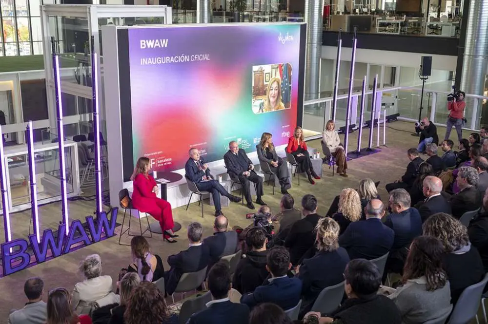 Ramon Agenjo participa en el congrés BWAW sobre empoderament femení